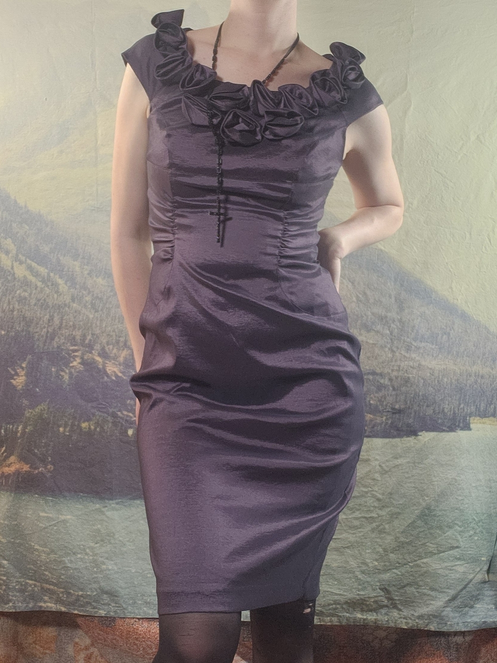 Adrianna Papell Rosette Collar Purple Satin Ruched Formal Sheath Dress Sz 8